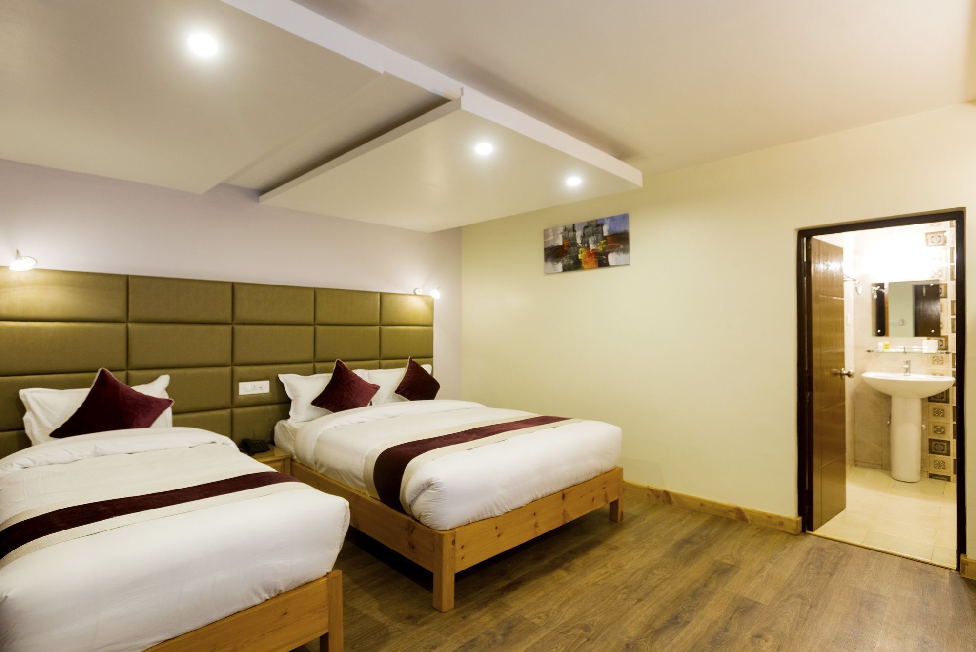 Resort Nepal 3*